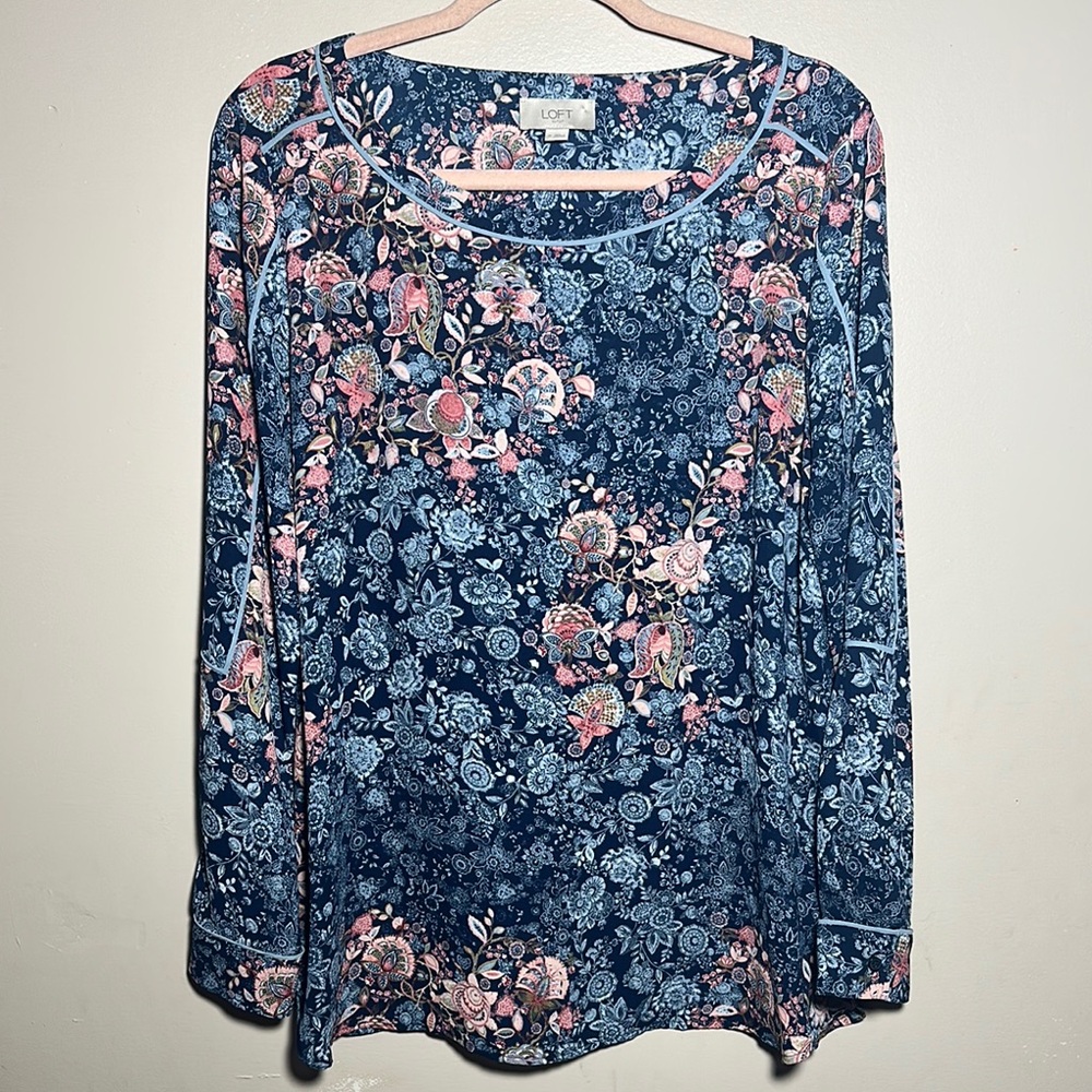 Loft Floral‎ Blue Pink Career Top | Medium